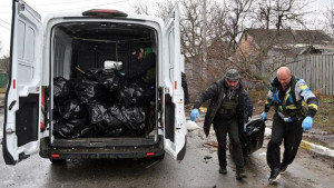 Ucrânia encontra cadáveres de 410 civis perto de Kiev