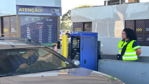 Terminais de autoatendimento entram em operação nos pedágios da Via Metropolitana e da BA-099