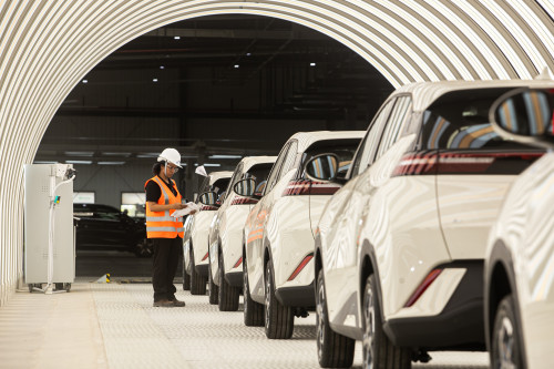 BYD abre vagas exclusivas para Pessoas com Deficiência no complexo industrial de Camaçari